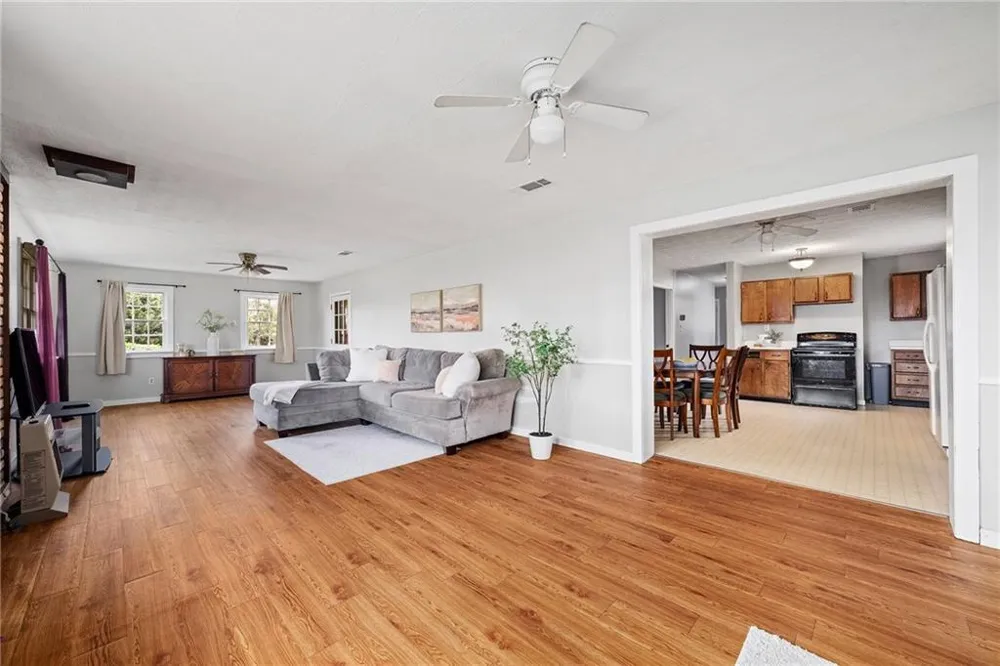 16685 Hopewell Road Milton, GA 30004