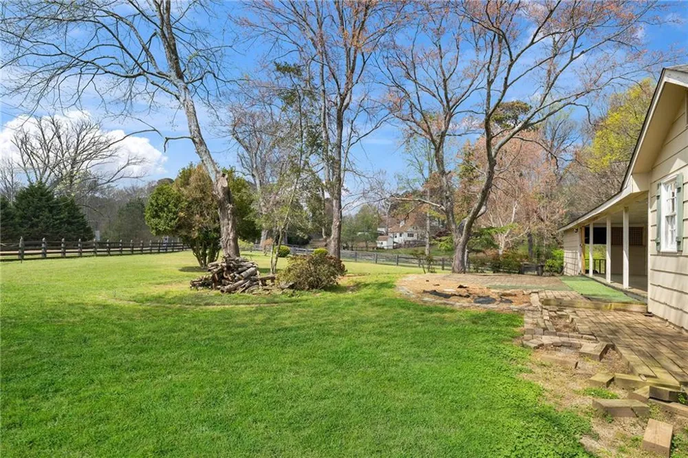 16685 Hopewell Road Milton, GA 30004