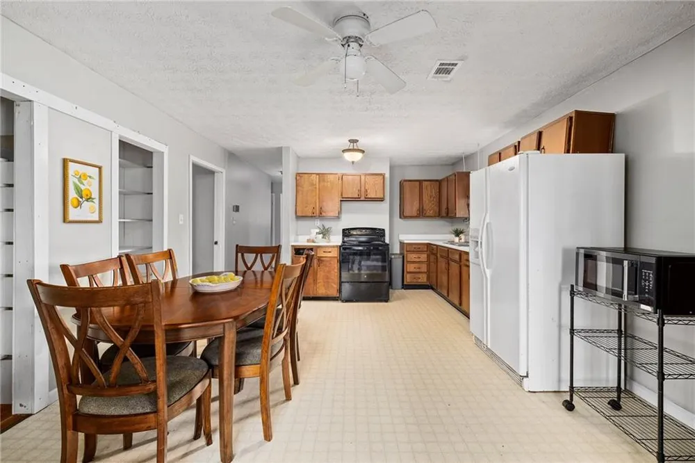16685 Hopewell Road Milton, GA 30004