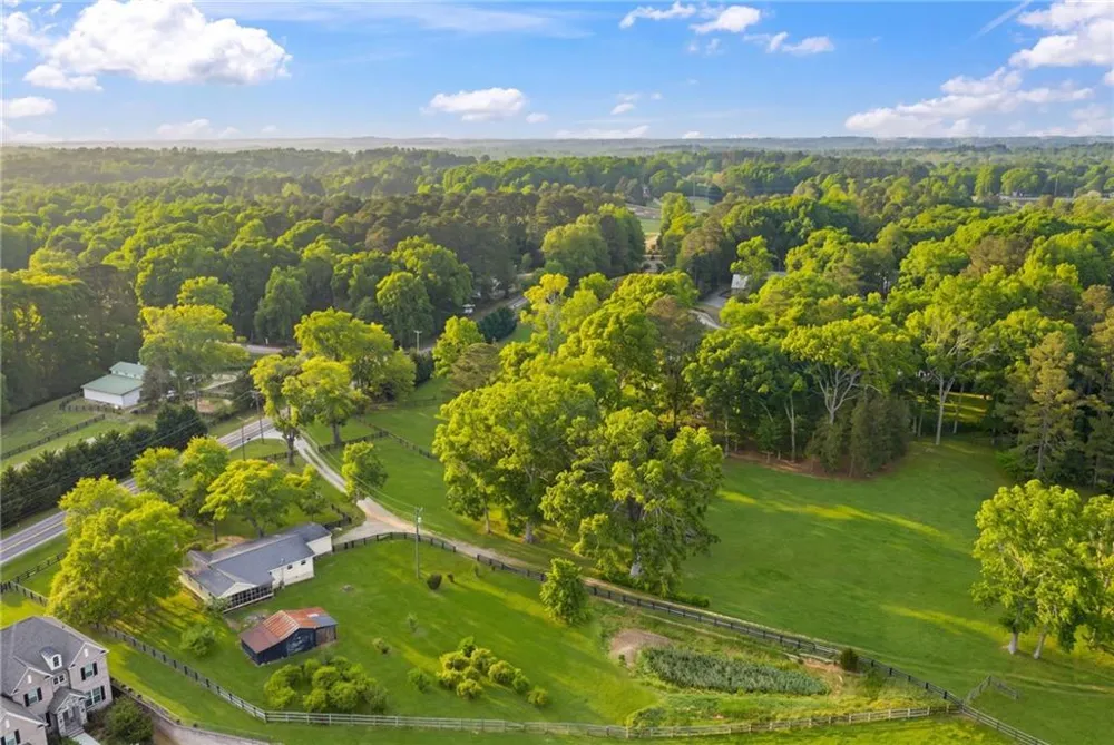 16685 Hopewell Road Milton, GA 30004