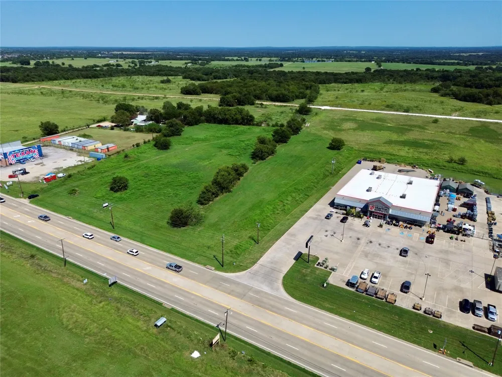 1677 S 3RD STREET Mabank, TX 75147