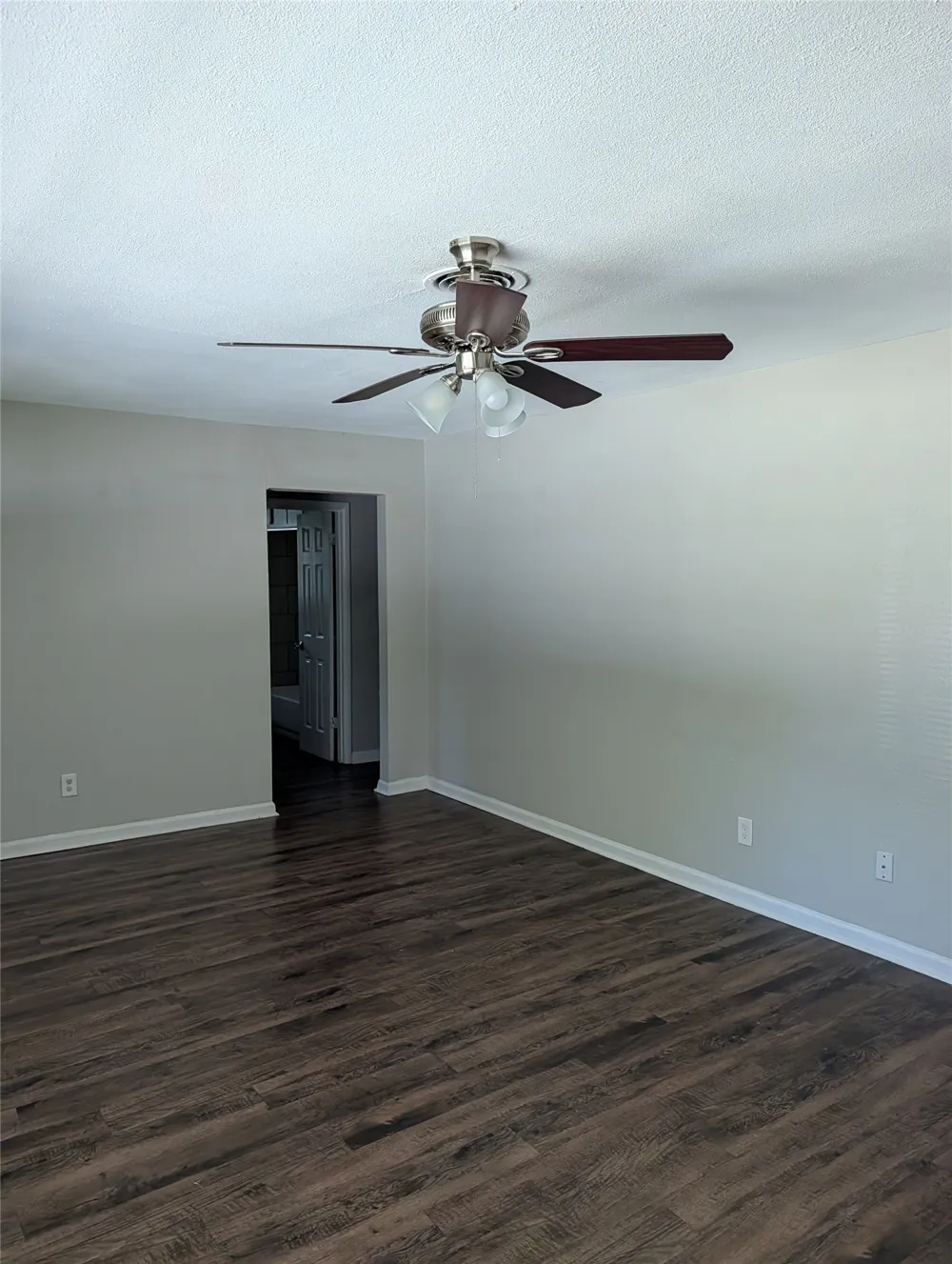 512 Judd White Settlement, TX 76108