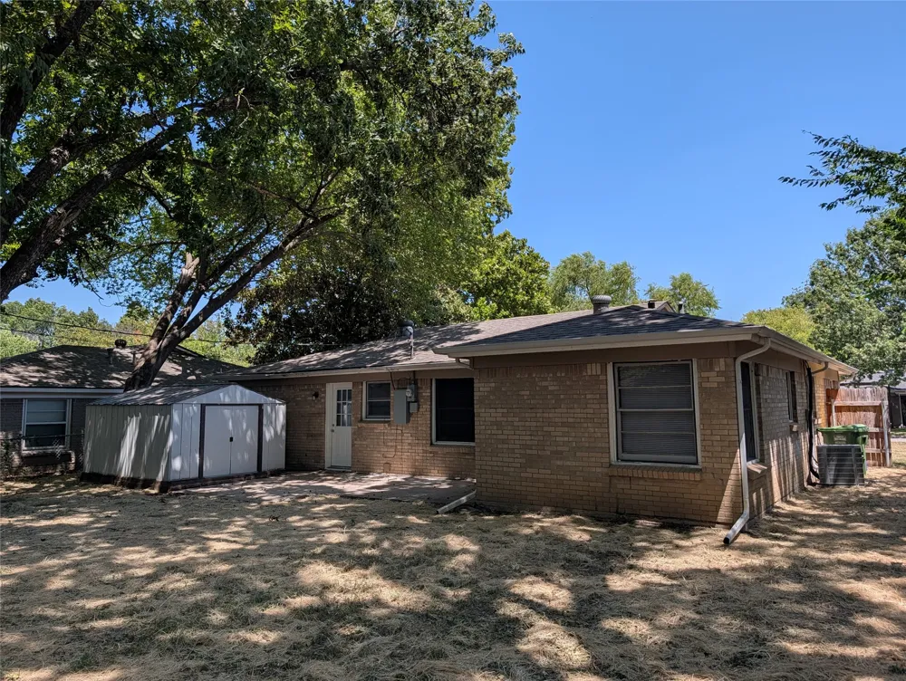 512 Judd White Settlement, TX 76108