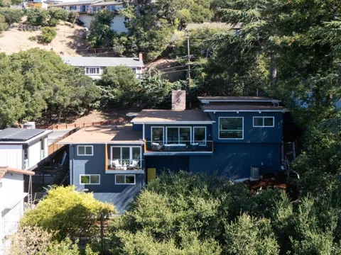 76 Coronado Avenue
