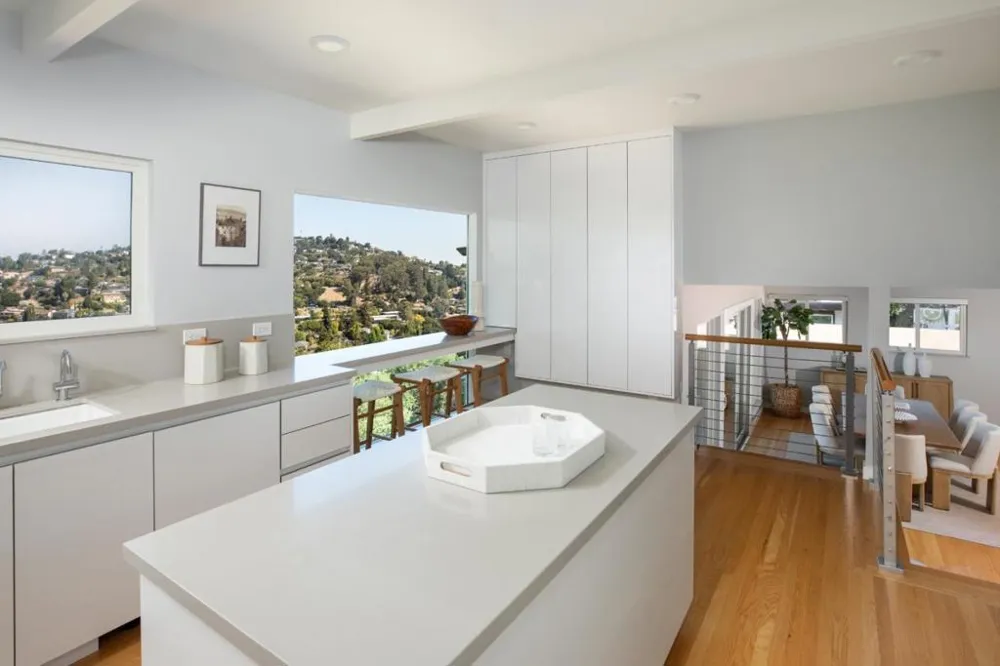 76 Coronado Avenue San Carlos, CA 94070