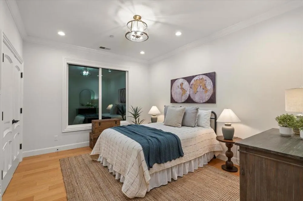 1750 Vista Del Sur Gilroy, CA 95020