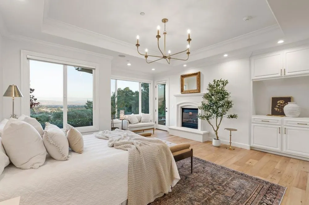 1750 Vista Del Sur Gilroy, CA 95020
