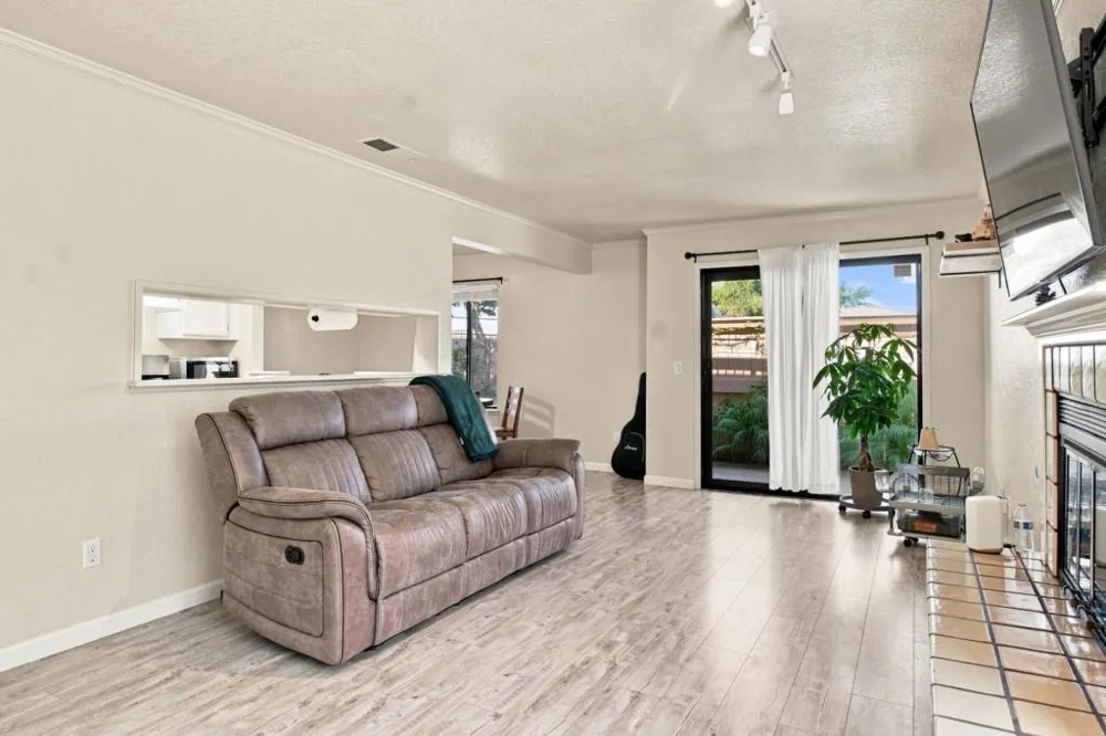 2448 Main Street #B Salinas, CA 93906