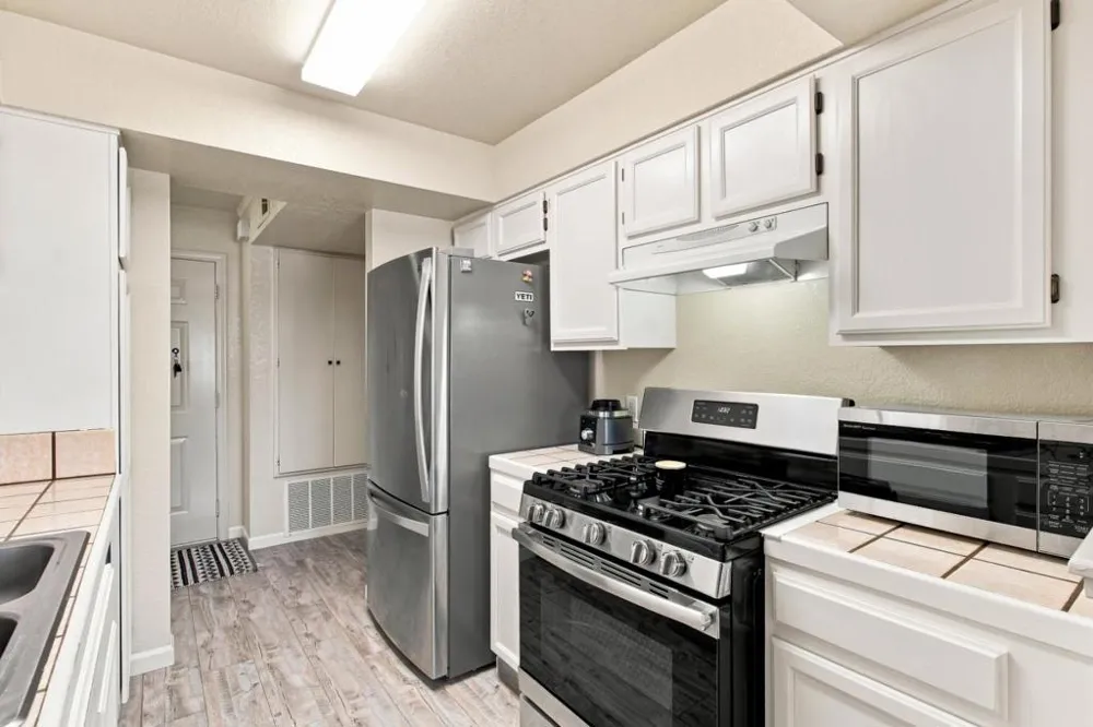 2448 Main Street #B Salinas, CA 93906