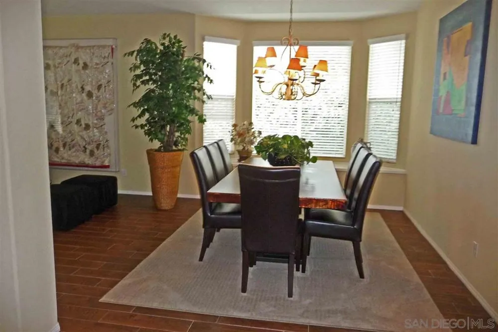 2263 Paseo Saucedal Carlsbad, CA 92009