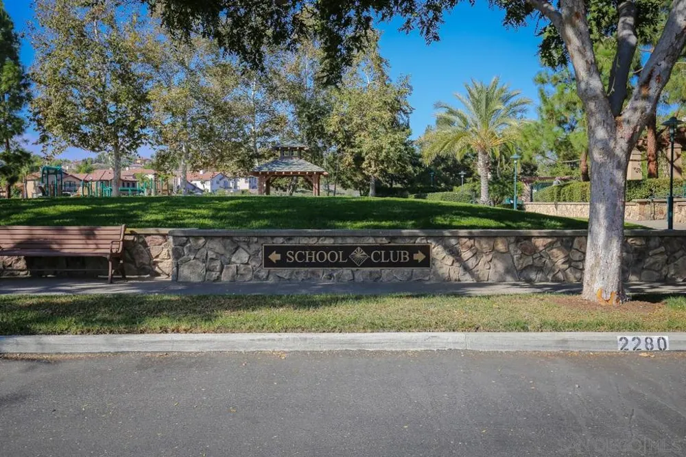 2263 Paseo Saucedal Carlsbad, CA 92009