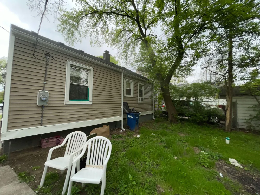 14382 Dolphin Street Detroit, MI 48223