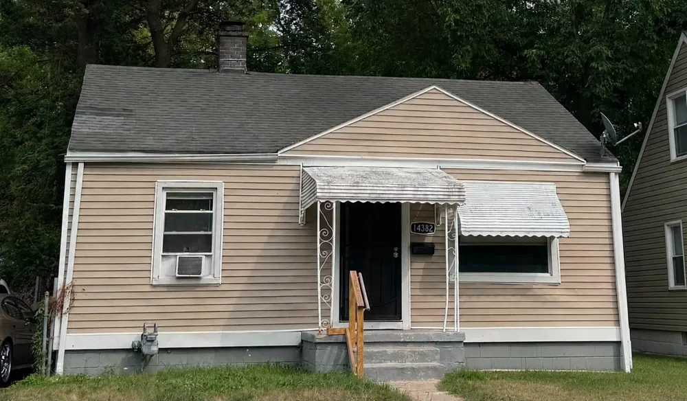 14382 Dolphin Street Detroit, MI 48223