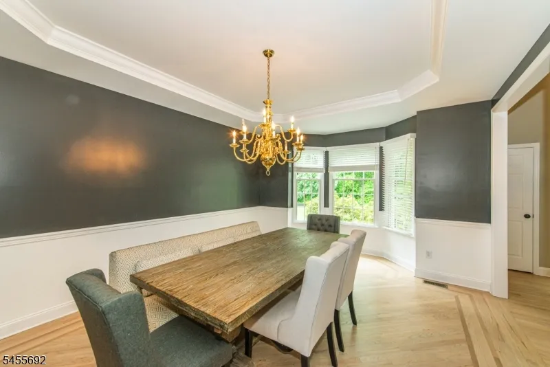 18 Stoneybrook Road Washington, NJ 07853