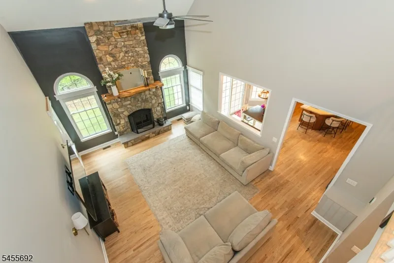 18 Stoneybrook Road Washington, NJ 07853