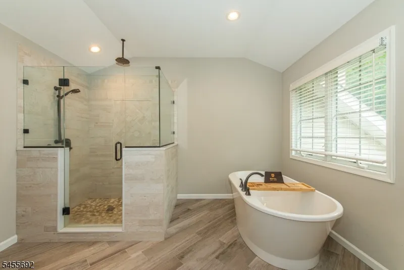 18 Stoneybrook Road Washington, NJ 07853