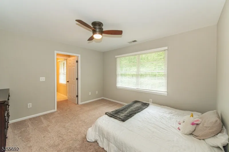 18 Stoneybrook Road Washington, NJ 07853