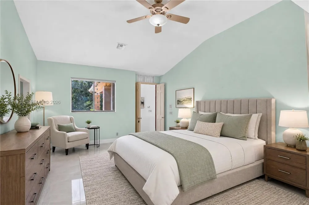 2725 Hunter Rd Weston, FL 33331