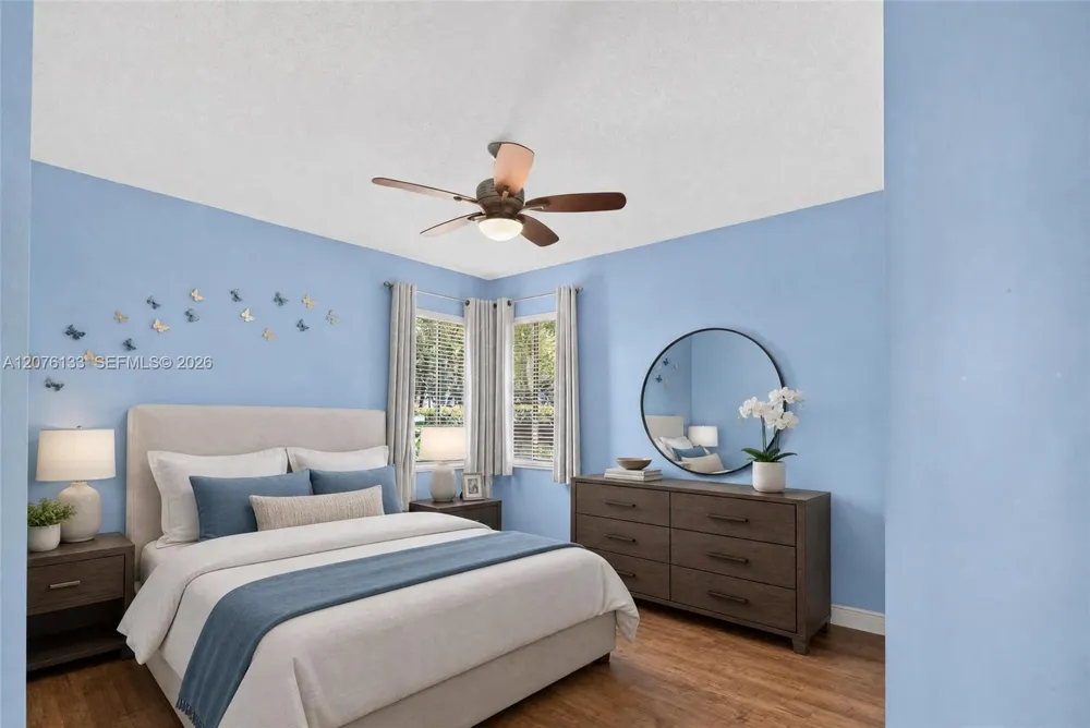 2725 Hunter Rd Weston, FL 33331