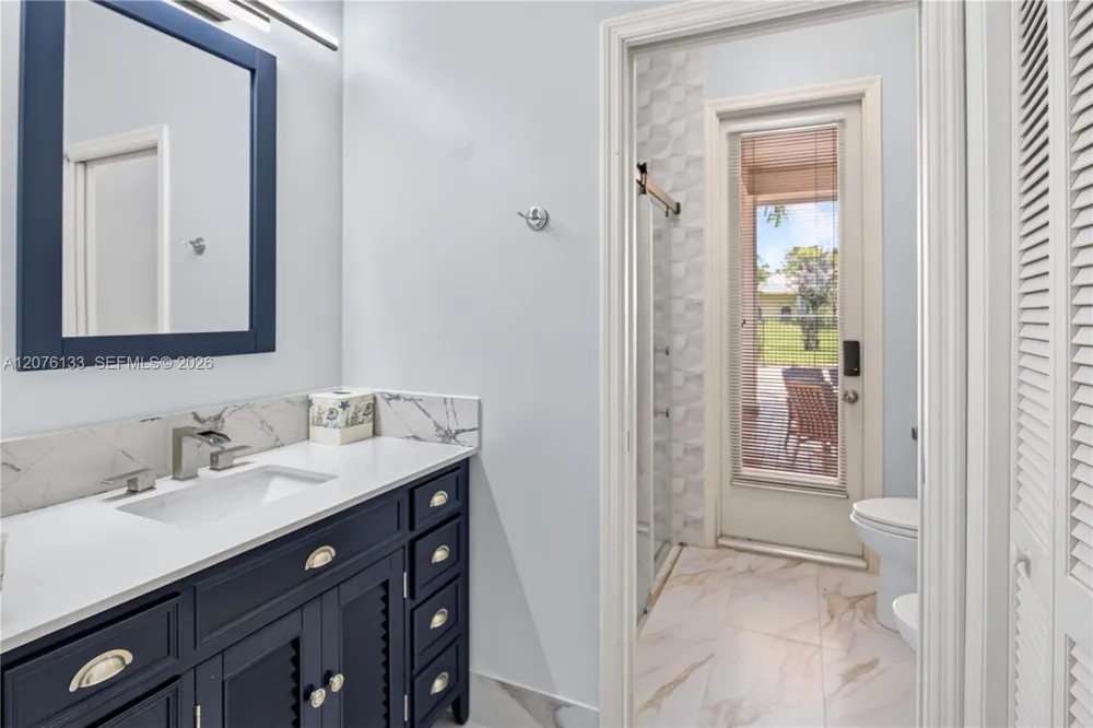 2725 Hunter Rd Weston, FL 33331