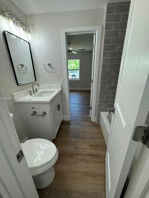 5701 Myrtle Dr Fort Pierce, FL 34982