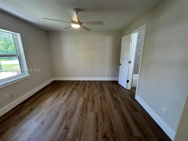 5701 Myrtle Dr Fort Pierce, FL 34982