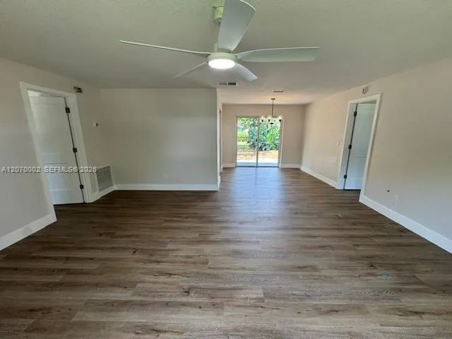 5701 Myrtle Dr Fort Pierce, FL 34982