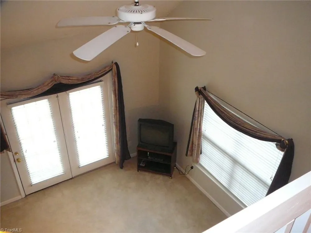 6511 Bellcross Trail Whitsett, NC 27377