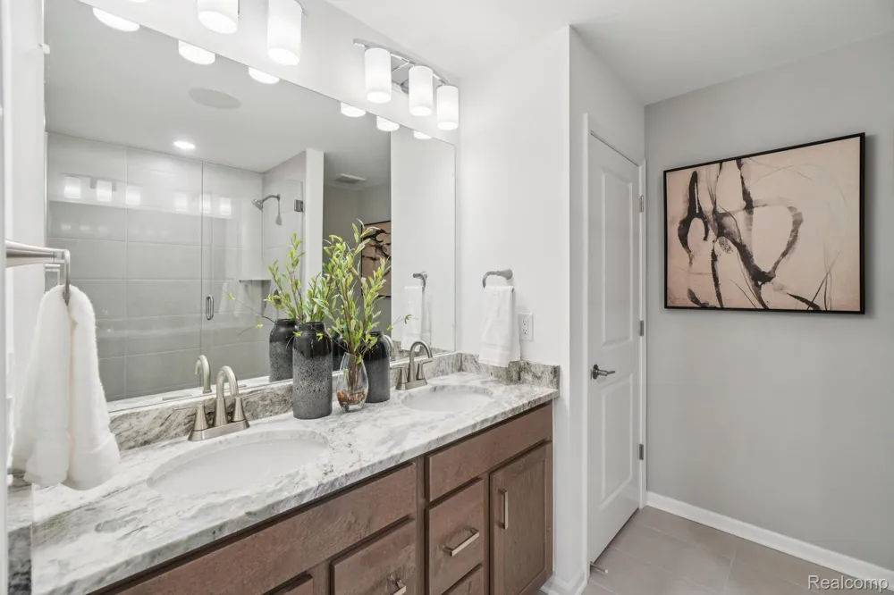 314 Lantana Drive Brighton City, MI 48116