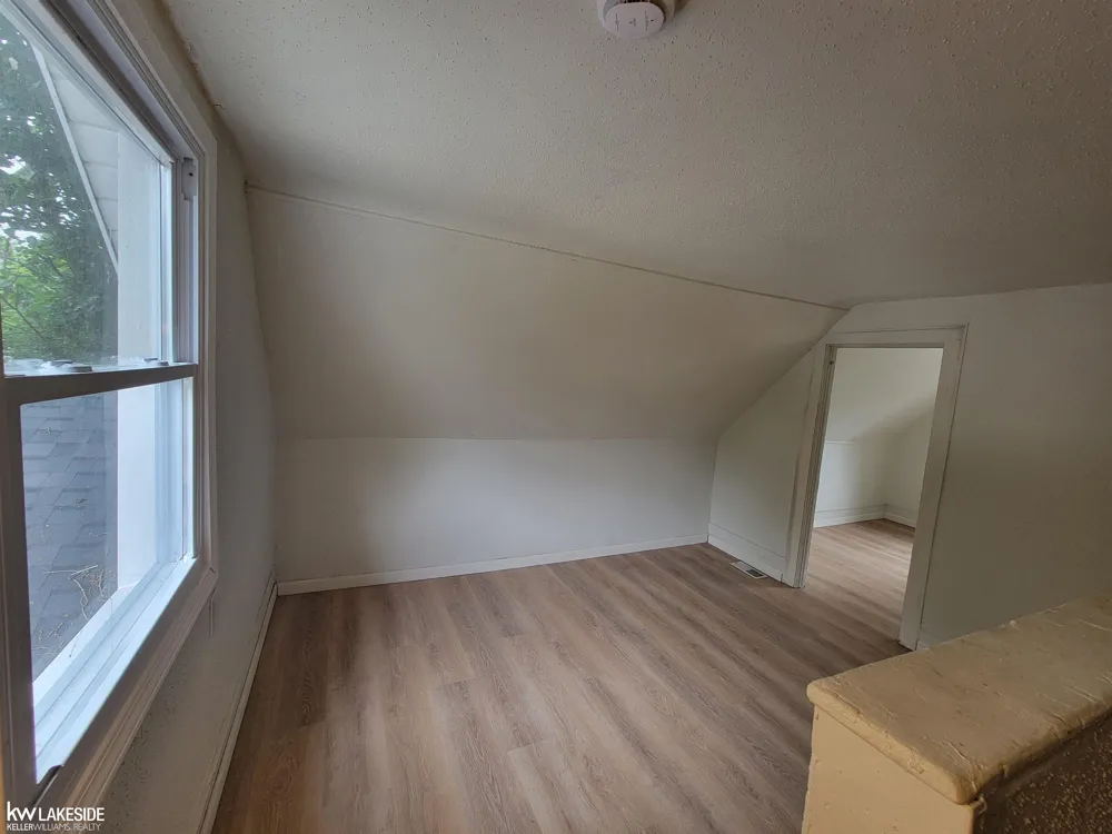 130 Meadle Street Mt Clemens City, MI 48083