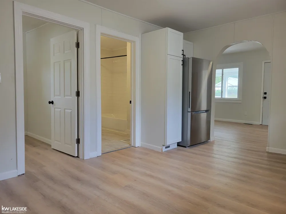 130 Meadle Street Mt Clemens City, MI 48083