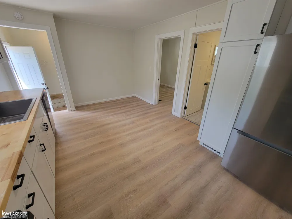 130 Meadle Street Mt Clemens City, MI 48083