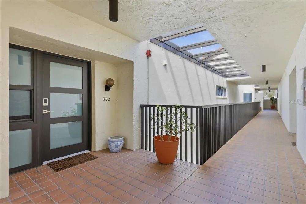 2089 GULF OF MEXICO DRIVE #G1-302 Longboat Key, FL 34228