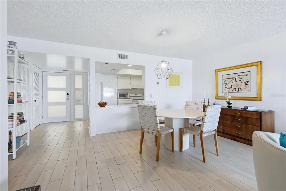 2089 GULF OF MEXICO DRIVE #G1-302 Longboat Key, FL 34228