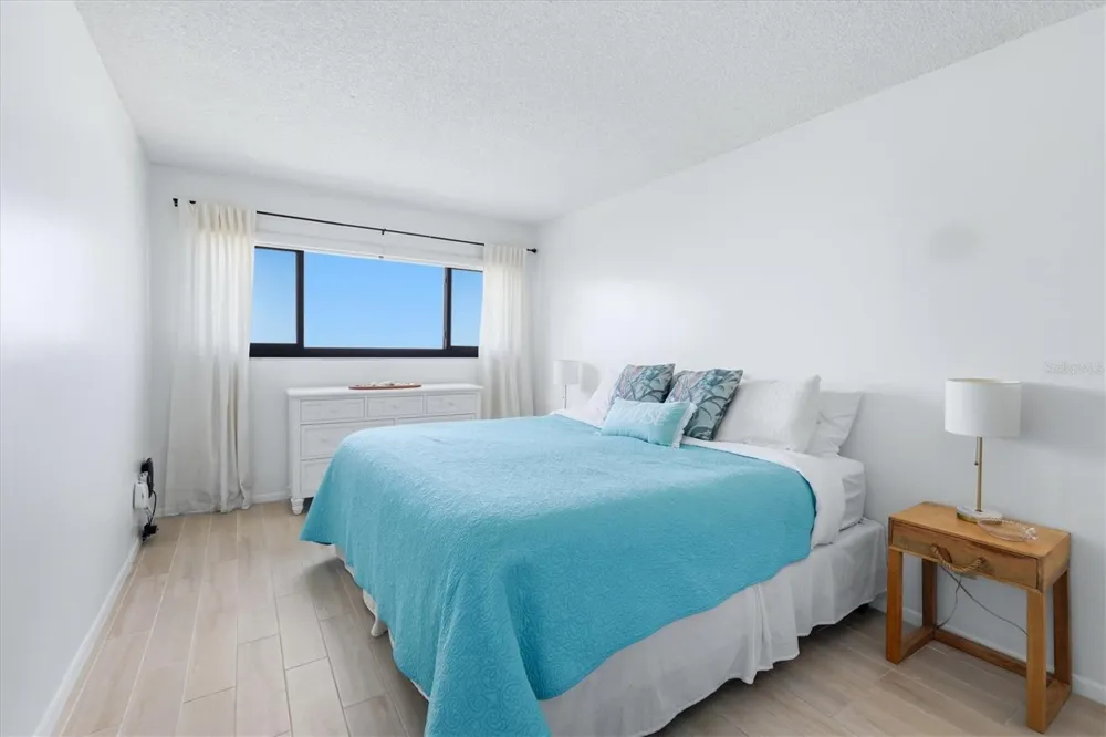 2089 GULF OF MEXICO DRIVE #G1-302 Longboat Key, FL 34228
