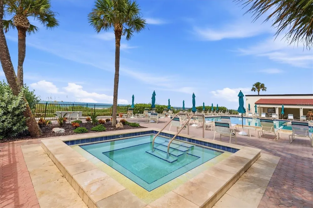 2089 GULF OF MEXICO DRIVE #G1-302 Longboat Key, FL 34228