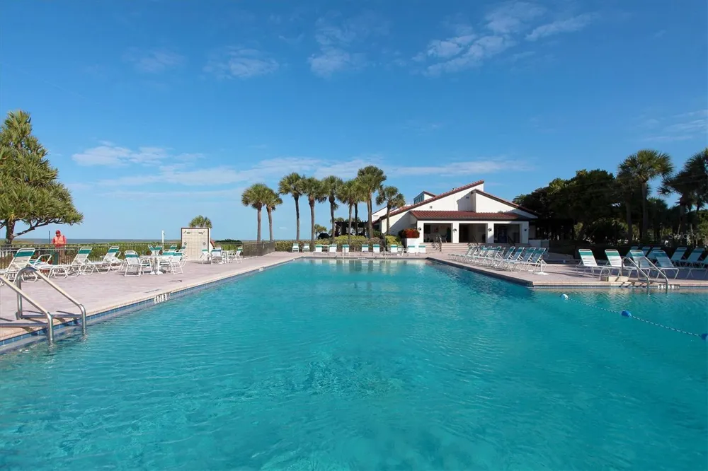 2089 GULF OF MEXICO DRIVE #G1-302 Longboat Key, FL 34228