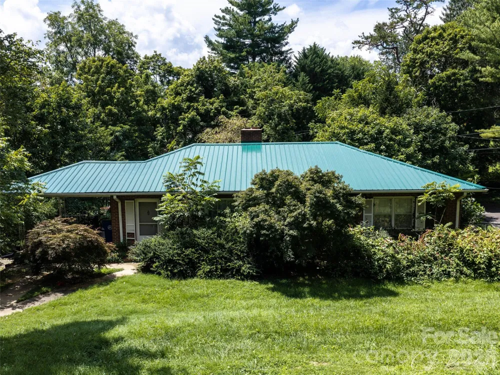 150 Stratford Road Asheville, NC 28804