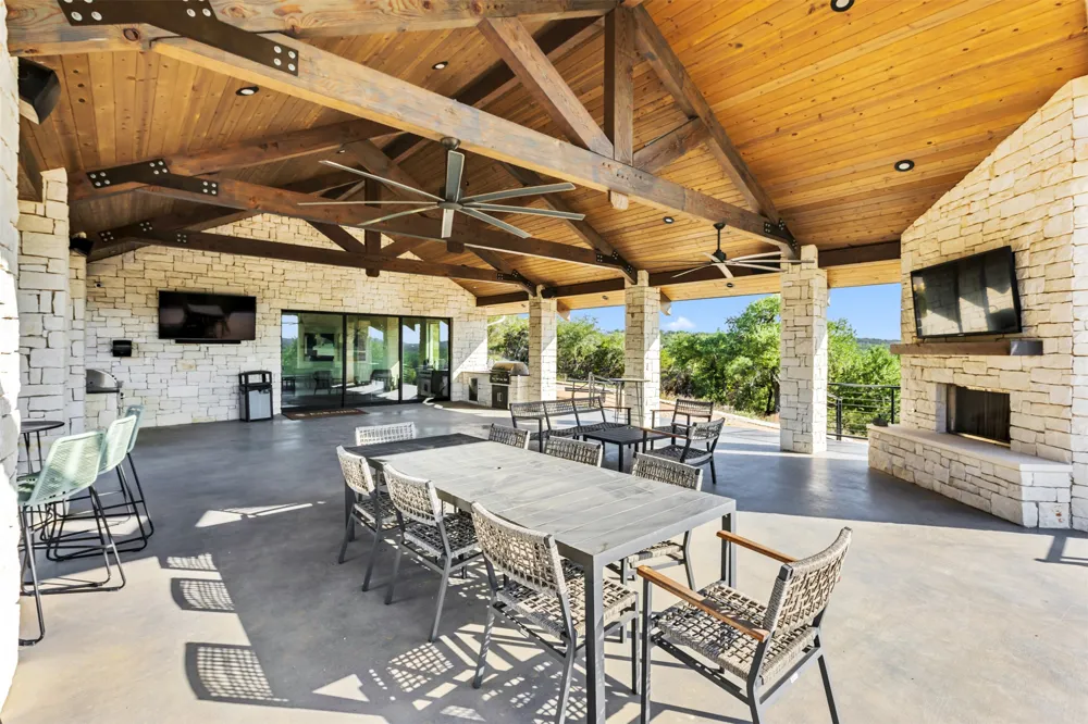 1610 Paradise Parkway Canyon Lake, TX 78133