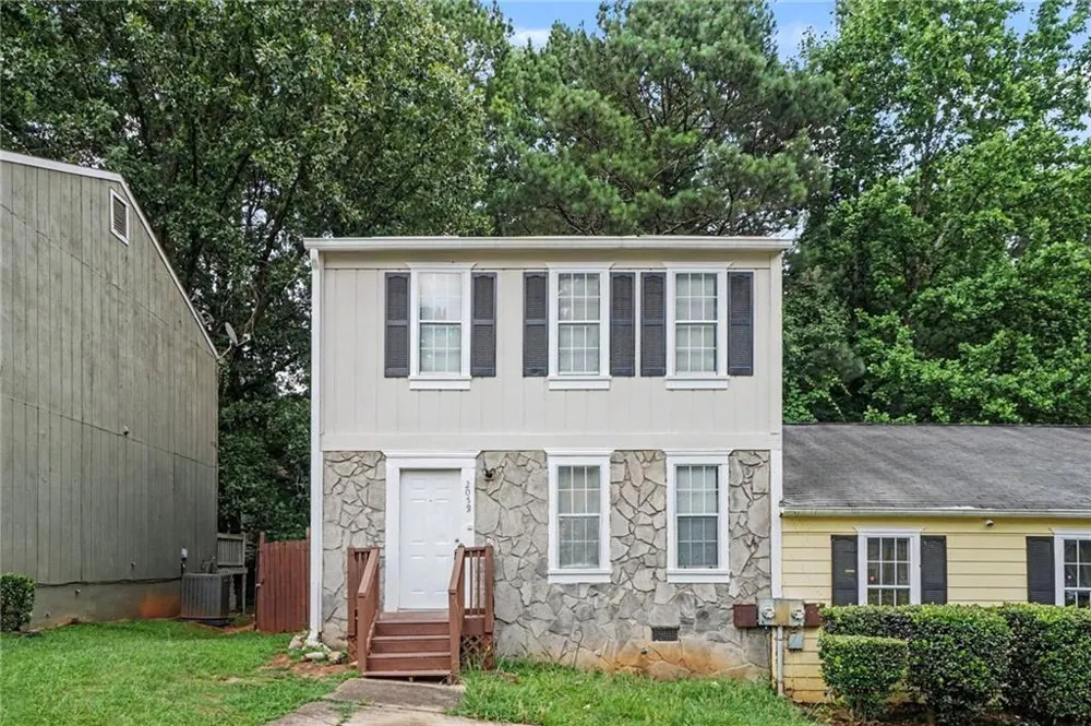 2058 Charter Lane Lithonia, GA 30058