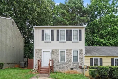 2058 Charter Lane