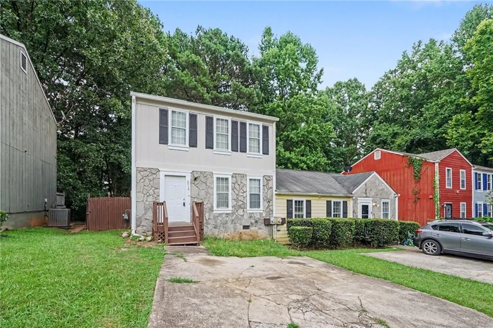 2058 Charter Lane Lithonia, GA 30058