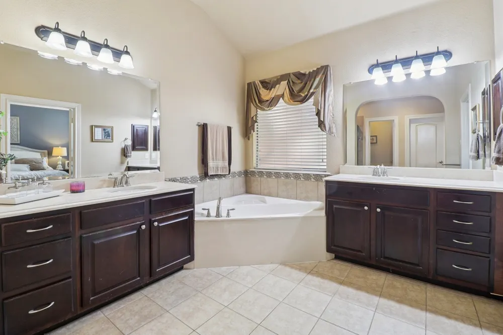 3912 Thorndale Lane Rockwall, TX 75087