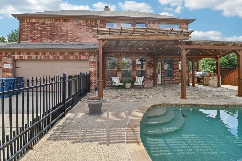 3912 Thorndale Lane Rockwall, TX 75087