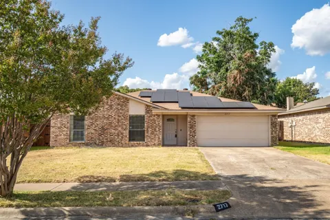 2717 W Oakdale Road