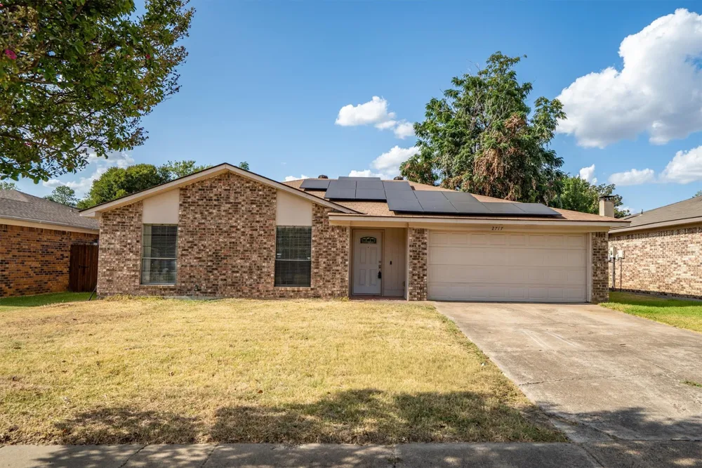 2717 W Oakdale Road Irving, TX 75060