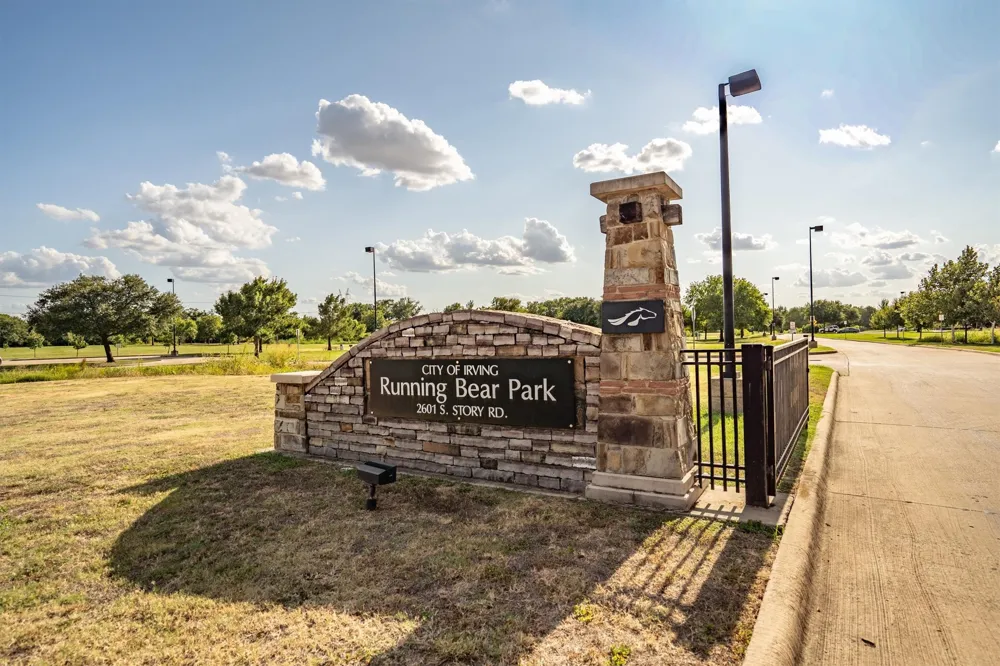 2717 W Oakdale Road Irving, TX 75060