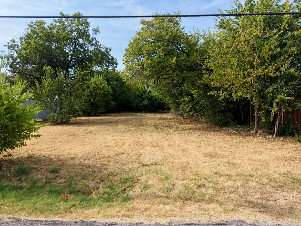 1716 Landmark Road Irving, TX 75060