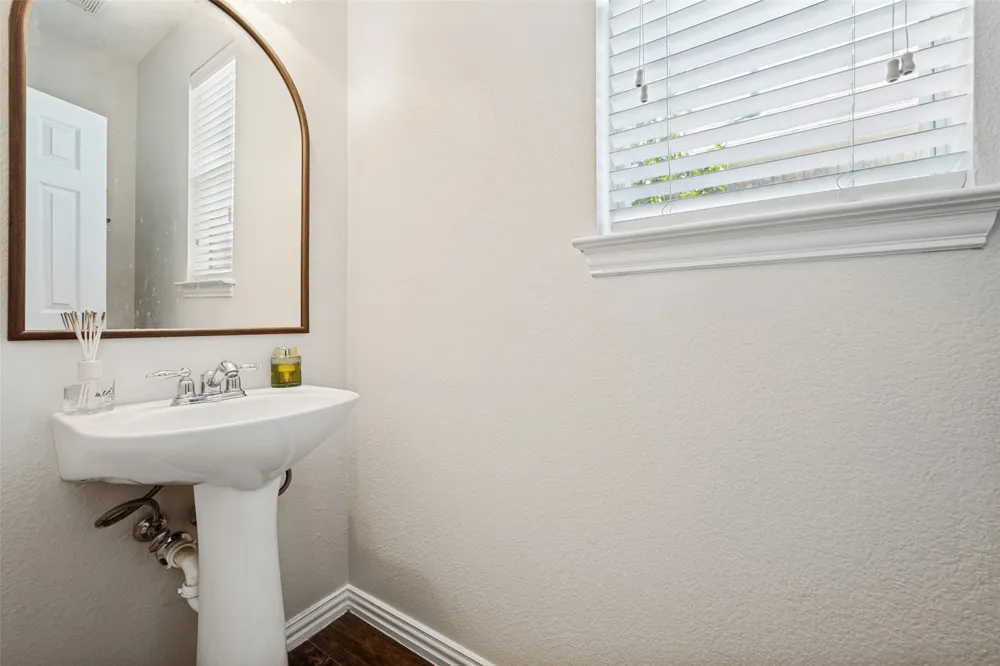 310 Conroe Circle Argyle, TX 76226
