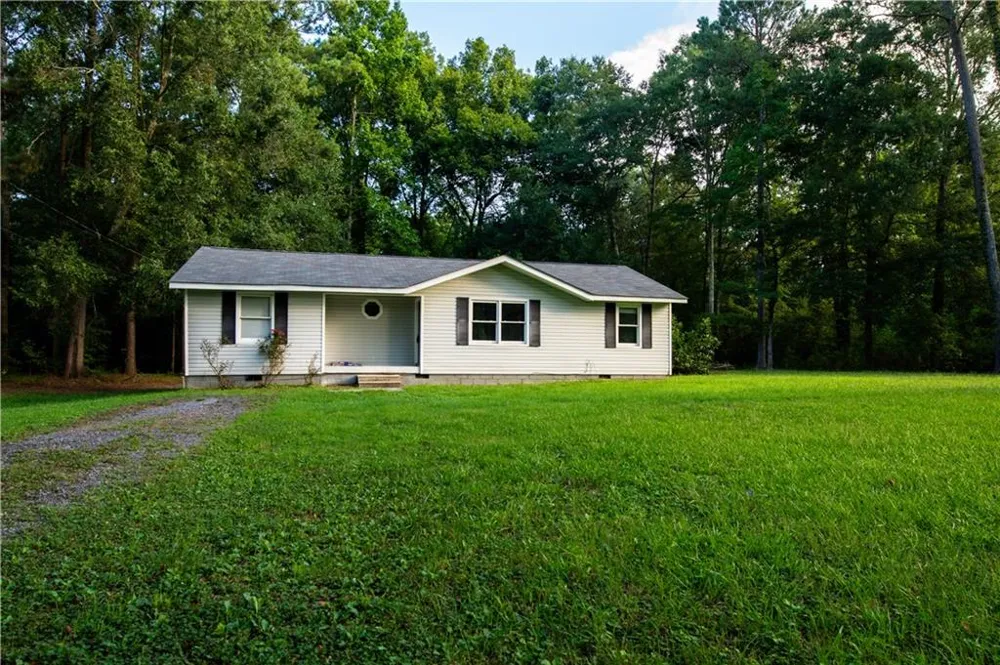 1085 New Rosedale Road NE Armuchee, GA 30105
